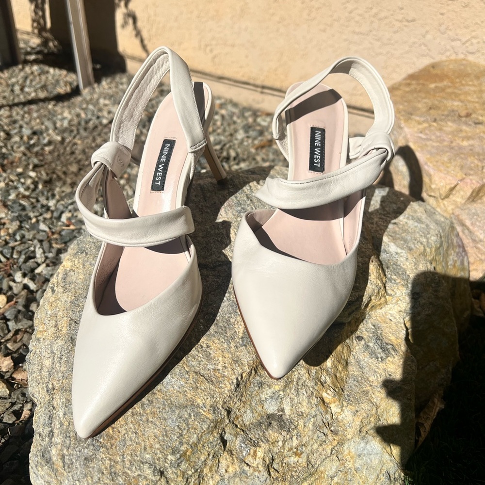 Nine West 7.5 Cream leather upper Ankle Strap - Picture 6 of 9